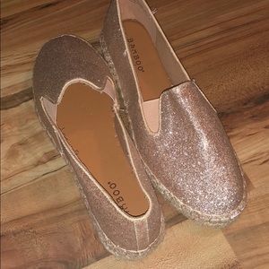 BRAND NEW Bamboo Glitter Shoes
